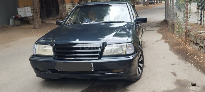 Mercedes C 200 2000, 365,542 km - 2.0 л - Bakı