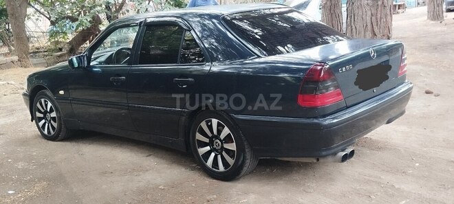 Mercedes C 200 2000, 365,542 km - 2.0 л - Bakı