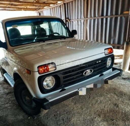 LADA (VAZ) Niva 2014, 145,000 km - 1.7 l - Quba
