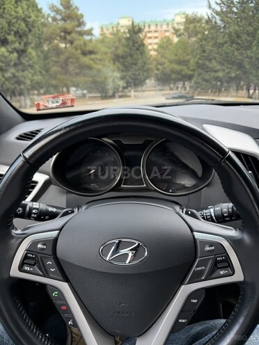 Hyundai Veloster 2017, 135,000 km - 1.6 l - Bakı