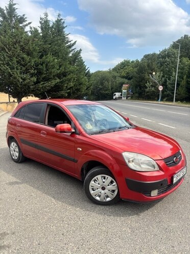 Kia Rio 2005, 250,000 km - 1.5 l - Quba