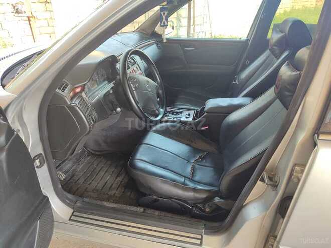 Mercedes E 220 d 1999, 500,000 km - 2.2 л - İmişli