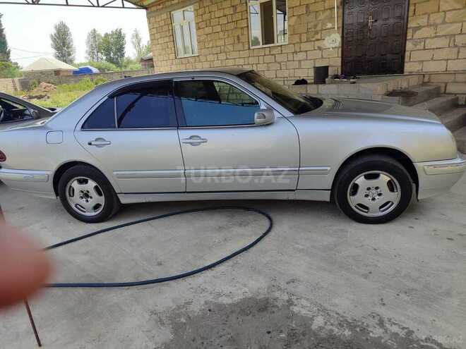 Mercedes E 220 d 1999, 500,000 km - 2.2 л - İmişli