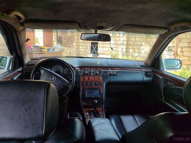 Mercedes E 220 d 1999, 500,000 km - 2.2 л - İmişli