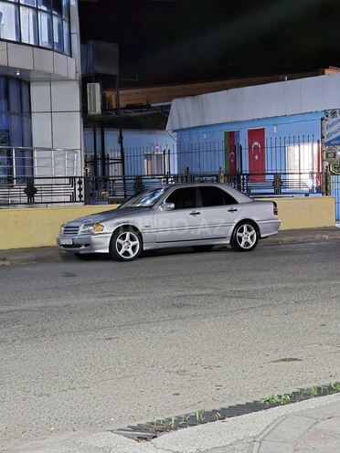Mercedes C 220 d 2000, 480,000 km - 2.2 l - Astara