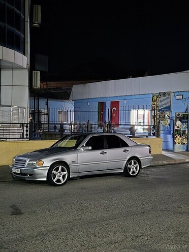 Mercedes C 220 d 2000, 480,000 km - 2.2 l - Astara