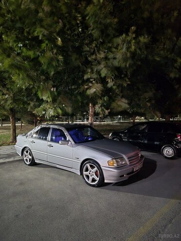 Mercedes C 220 d 2000, 480,000 km - 2.2 l - Astara