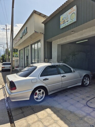 Mercedes C 220 d 2000, 480,000 km - 2.2 l - Astara