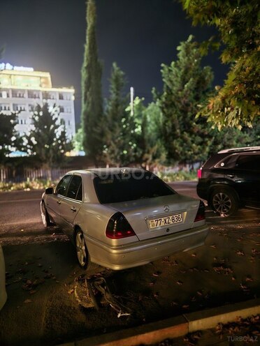 Mercedes C 220 d 2000, 480,000 km - 2.2 l - Astara