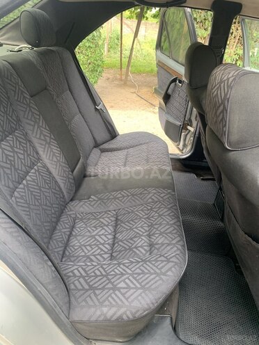 Mercedes C 220 1995, 310,000 km - 2.2 л - Masallı