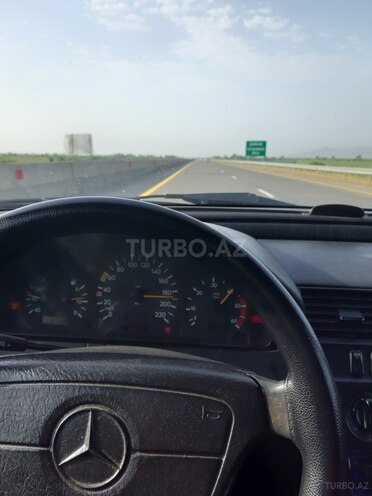 Mercedes C 220 d 2000, 480,000 km - 2.2 l - Astara
