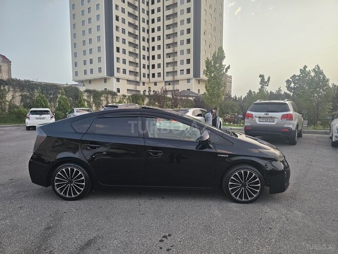 Toyota Prius 2014, 220,000 km - 1.8 l - Bakı