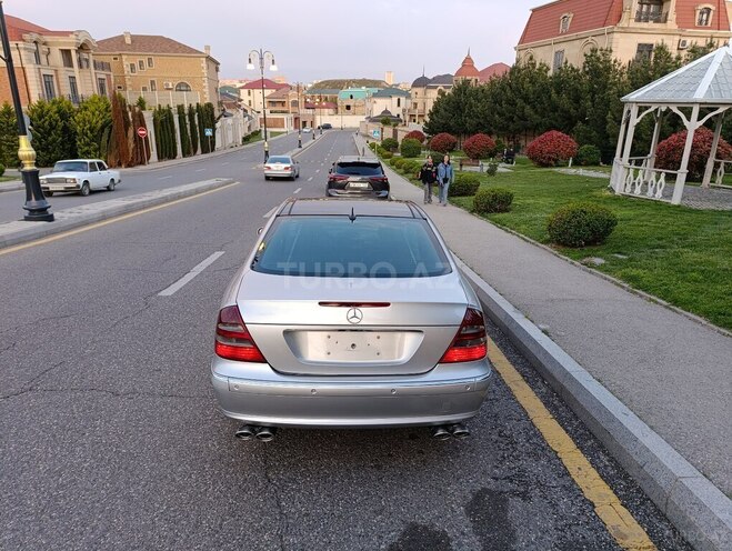 Mercedes E 320 2003, 287,500 km - 3.2 л - Bakı