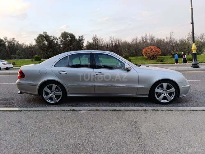 Mercedes E 320 2003, 287,500 km - 3.2 л - Bakı