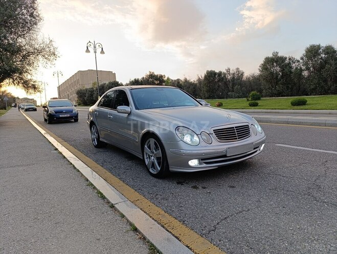 Mercedes E 320 2003, 287,500 km - 3.2 л - Bakı