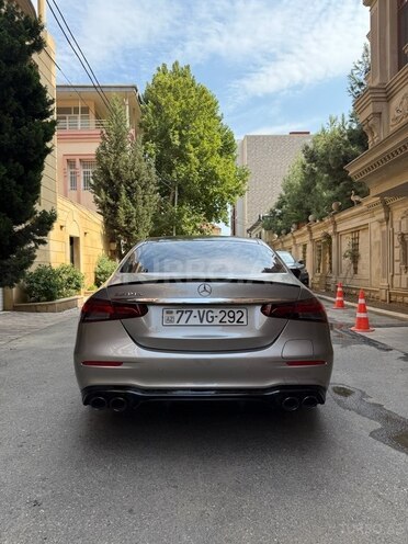 Mercedes E 300 e 4MATIC 2022, 25,000 km - 2.0 л - Bakı