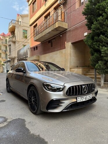 Mercedes E 300 e 4MATIC 2022, 25,000 km - 2.0 л - Bakı