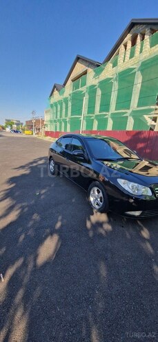Hyundai Elantra 2010, 217,274 km - 2.0 l - Qusar
