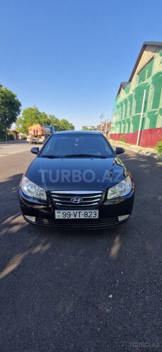 Hyundai Elantra 2010, 217,274 km - 2.0 l - Qusar