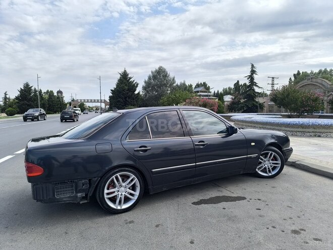 Mercedes E 200 1998, 121,212 km - 2.0 l - Xaçmaz