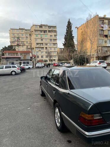 Mercedes E 250 1993, 400,000 km - 2.5 л - Bakı