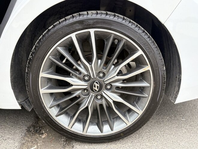 Hyundai Avante 2016, 130,000 km - 1.6 л - İsmayıllı