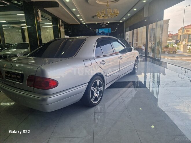 Mercedes E 230 1996, 385,213 km - 2.3 l - Sumqayıt