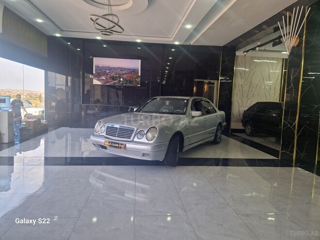 Mercedes E 230 1996, 385,213 km - 2.3 l - Sumqayıt