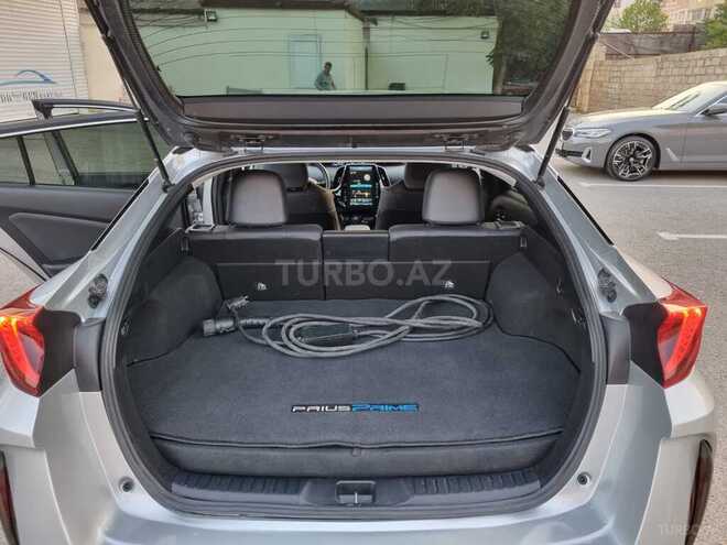 Toyota Prius PHV 2018, 125,000 km - 1.8 l - Bakı