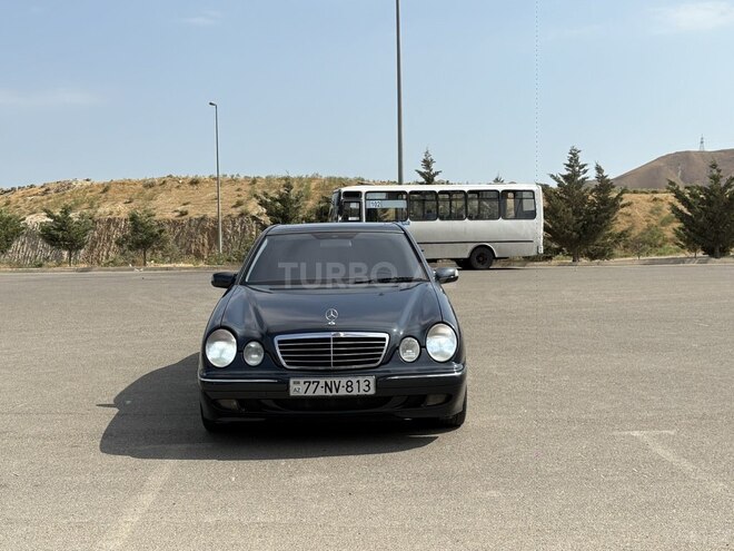 Mercedes E 320 2000, 314,000 km - 3.2 l - Bakı