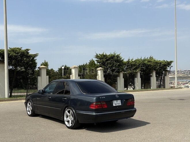 Mercedes E 320 2000, 314,000 km - 3.2 l - Bakı