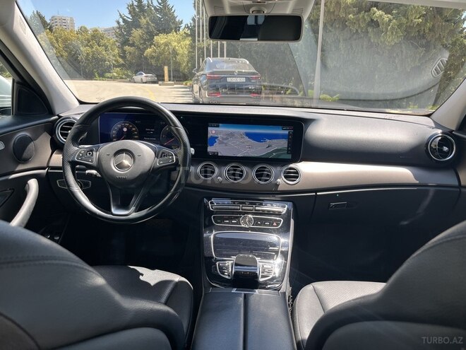 Mercedes E 220 d 2016, 251,000 km - 2.0 l - Bakı