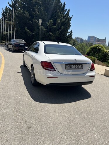 Mercedes E 220 d 2016, 251,000 km - 2.0 l - Bakı