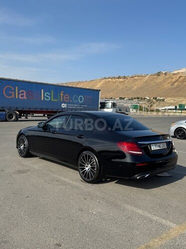 Mercedes E 220 d 2017, 328,500 km - 2.0 l - Bakı