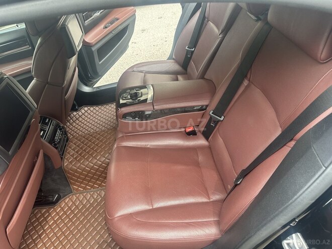 BMW 750 2011, 208,000 km - 4.4 l - Bakı
