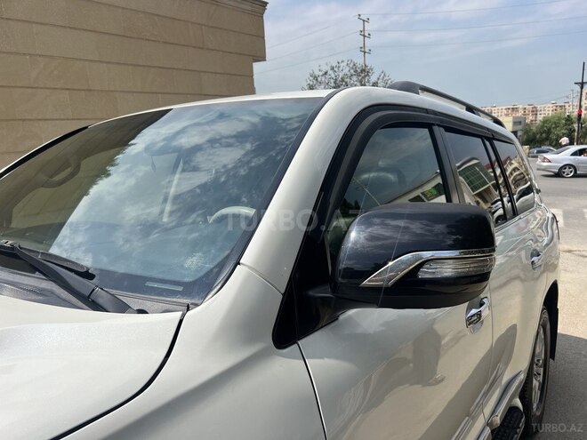 Toyota Land Cruiser 2011, 330,000 km - 4.0 л - Bakı
