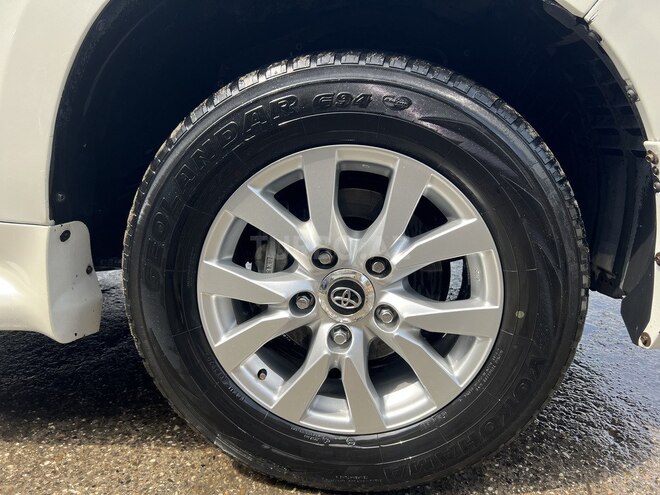 Toyota Land Cruiser 2011, 330,000 km - 4.0 л - Bakı