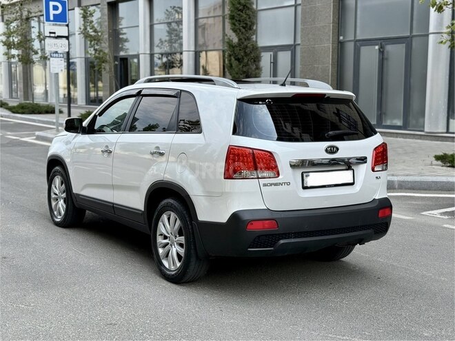 Kia Sorento 2011, 225,000 km - 2.0 l - Bakı