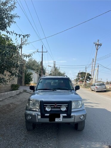 Mitsubishi Pajero io 1999, 233,463 km - 1.8 l - Bakı