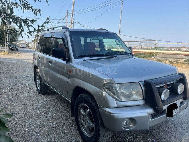 Mitsubishi Pajero io 1999, 233,463 km - 1.8 l - Bakı
