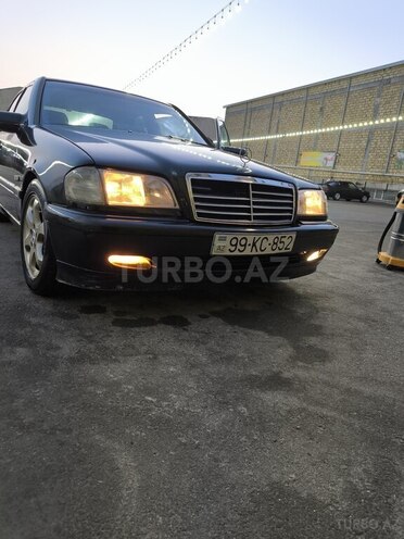 Mercedes C 180 1997, 467,000 km - 2.0 l - Bakı