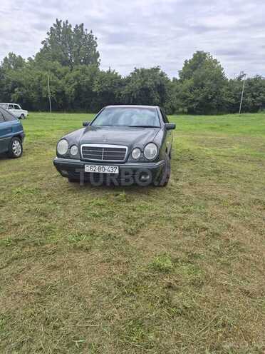 Mercedes E 230 1996, 256,398 km - 2.3 l - Zaqatala