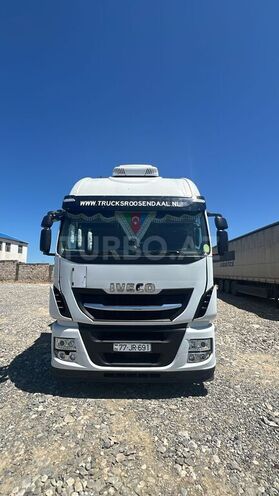 Iveco  2017, 700,000 km - 12.0 l - Bakı