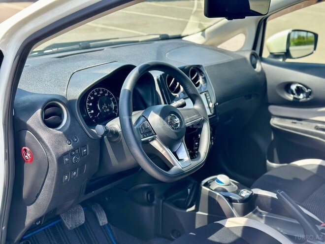 Nissan Note 2018, 65,000 km - 1.2 l - Bakı