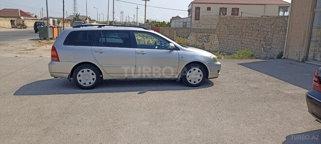 Toyota Corolla 2006, 291,000 km - 1.4 l - Bakı