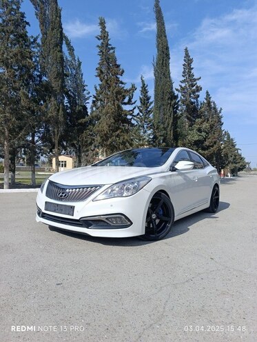 Hyundai Grandeur 2015, 260,000 km - 2.2 l - Bakı