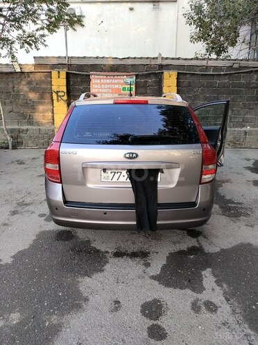 Kia  2009, 270,000 km - 1.6 l - Bakı