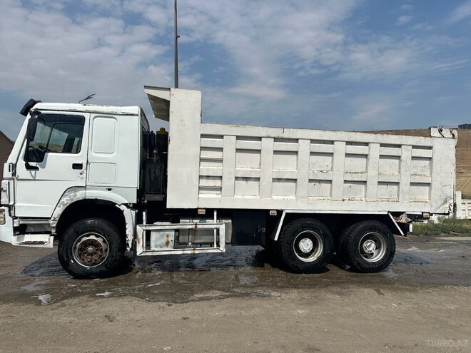 HOWO Sinotruk 2011, 270,000 km - 9.7 l - Bakı