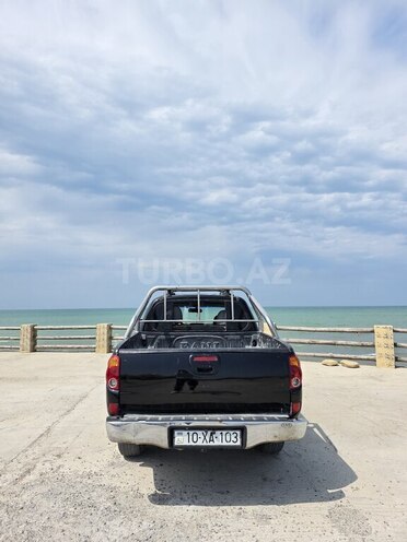 Mitsubishi L200-6