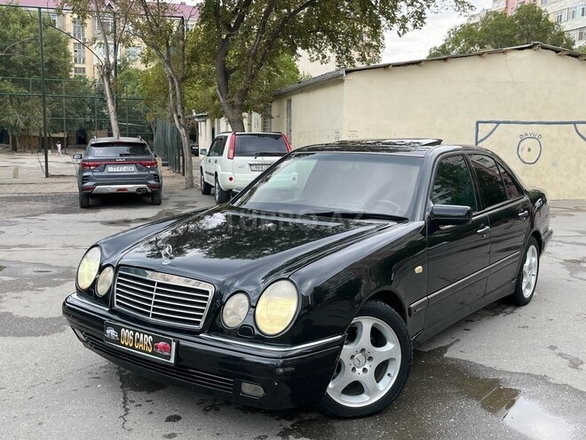Mercedes E 240 1999, 320,000 km - 2.4 l - Sumqayıt